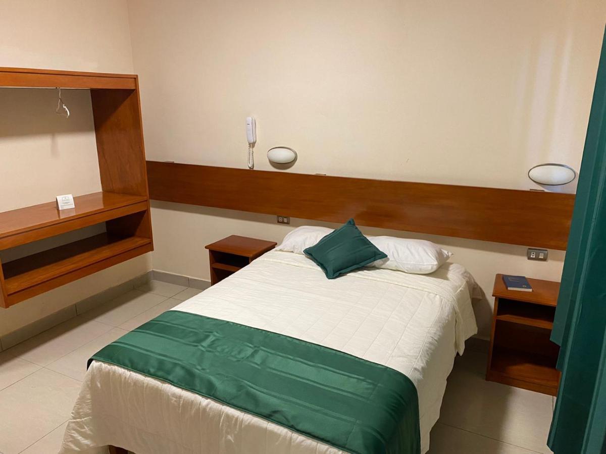 Tariri Hotel Pucallpa Zewnętrze zdjęcie